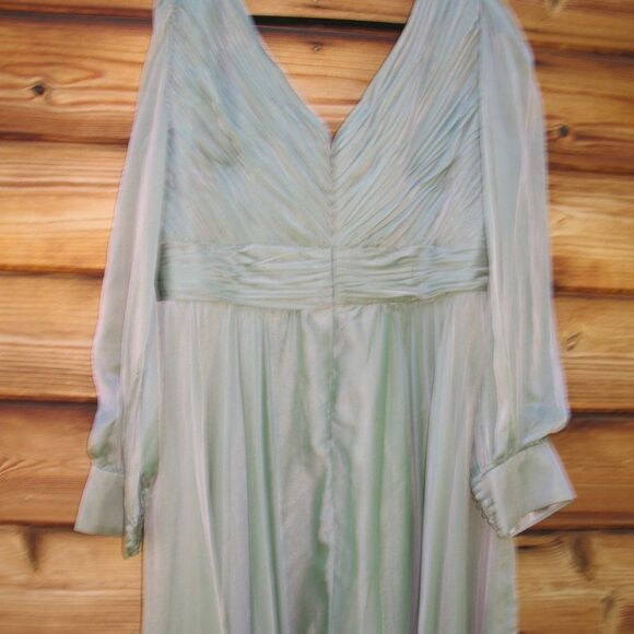 NWT Mac Duggal 67864 Long Sleeve Satin Chiffon Tiered Gown Dress Sage Green - Picture 9 of 15